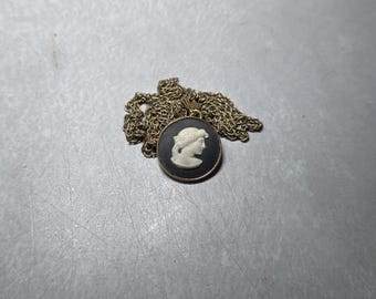 Wedgewood Jasperware Cameo Pendant Necklace