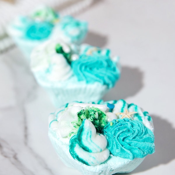 Lagoon  Sea Moss Bath Cupcake| Bath Bomb | Bath Melt | Bath Milk| Psoriasis Relief | Seaweed Bath| Solid Body Butter | Ocean | Dead Sea Salt