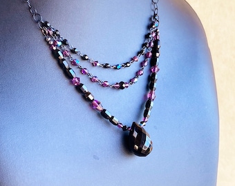 Collier Jet Black, collier de style vintage, collier de style clapet, collier en cristal Swarovski, collier vintage, violet améthyste