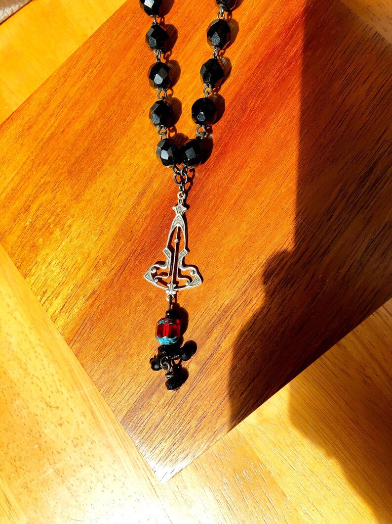 Boho Bohemian Baroque Ruby Red Glass Vintage Style Vintage Black Czech Glass Nouveau Art Deco Style Necklace