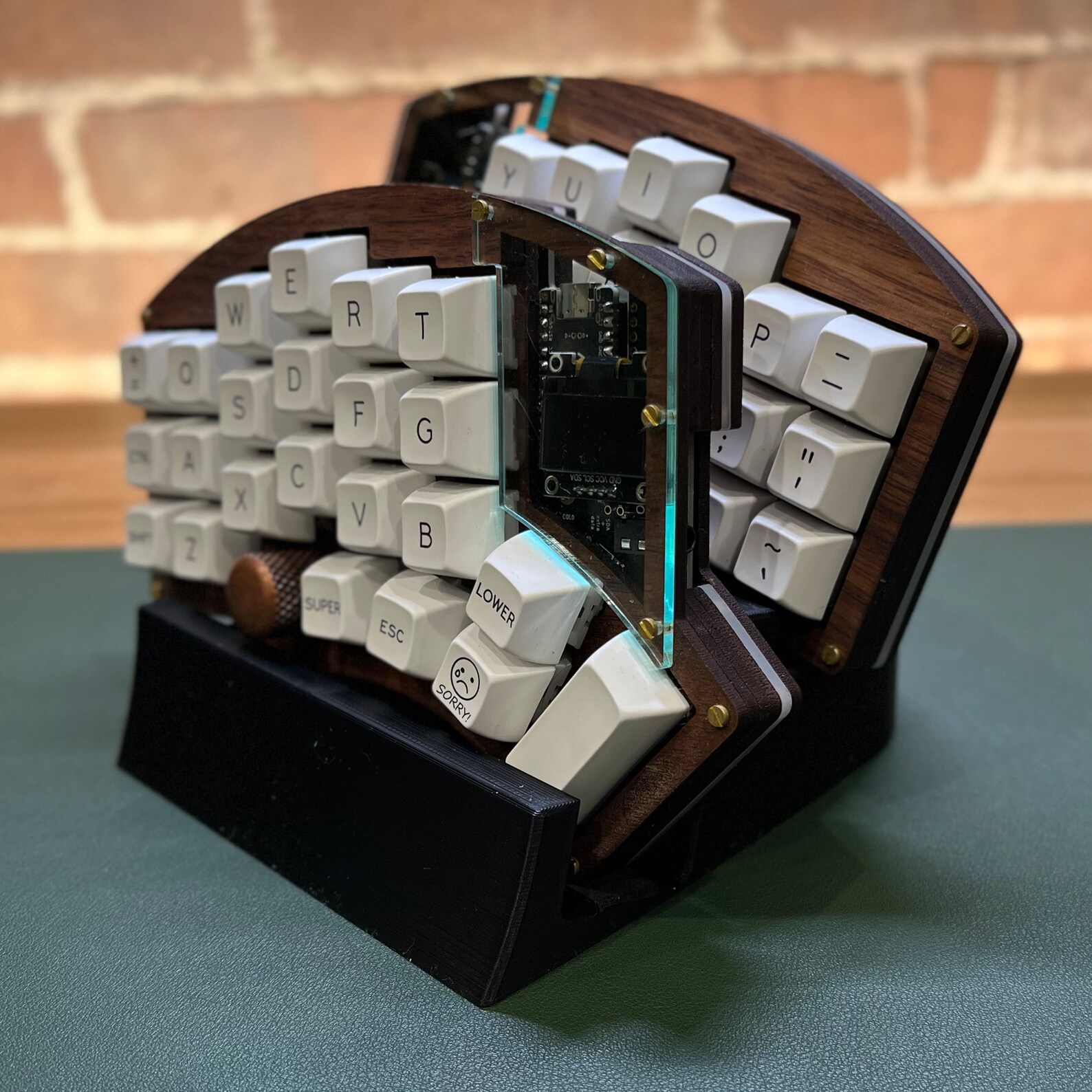 Split Mechanical Keyboard Display Stand Etsy Canada