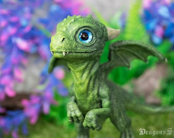 Realistic Dragon figurine. Green Dragon. Dragon statue with stand.