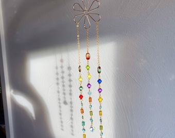 Flower sun catcher, handmade suncatcher, Rainbow maker, bedroom decor, window decor, Wall hanging , gift home, boho bathroom, sunroom