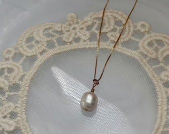 Freshwater pearl necklace, 18K gold plated necklace, minimal dainty necklace, Handmade earrings, snake chain necklace, bride pearl necklace