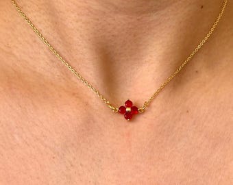 Red clover flower choker necklace, Dainty necklace, Red flower choker necklace, Chain choker necklace, Clover necklace, Delicate necklace