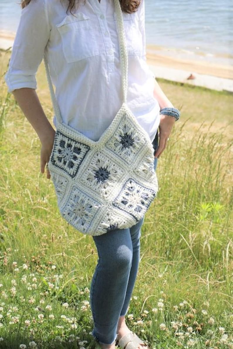 Crochet Tote Bag Pattern Granny Square Market Bag Pattern Crochet Summer Bag Modern Summer Market Tote Crochet Bag Tutorial image 6