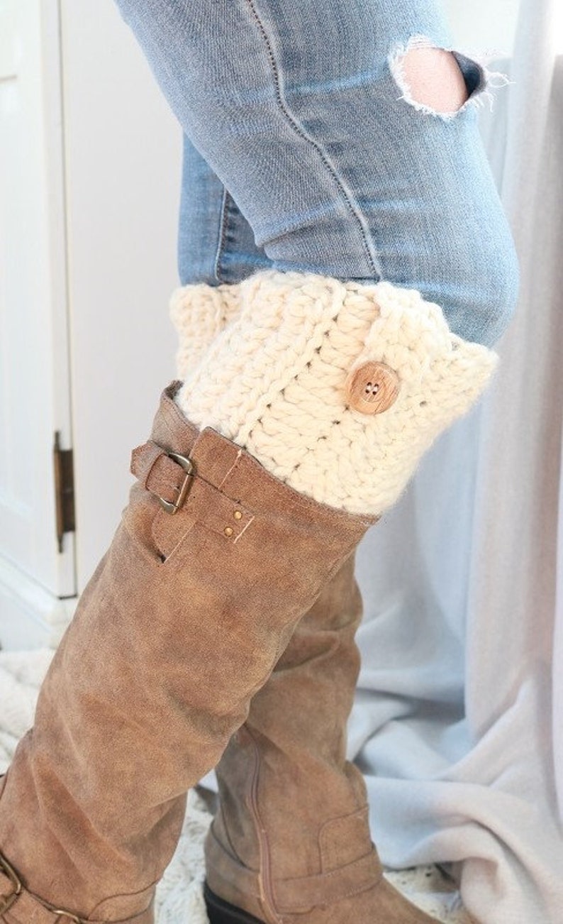 Buttoned Boot Cuffs Crochet Pattern, boot cuffs crochet pattern, crochet boot cuffs, boot cuffs pattern, boot cuffs image 4