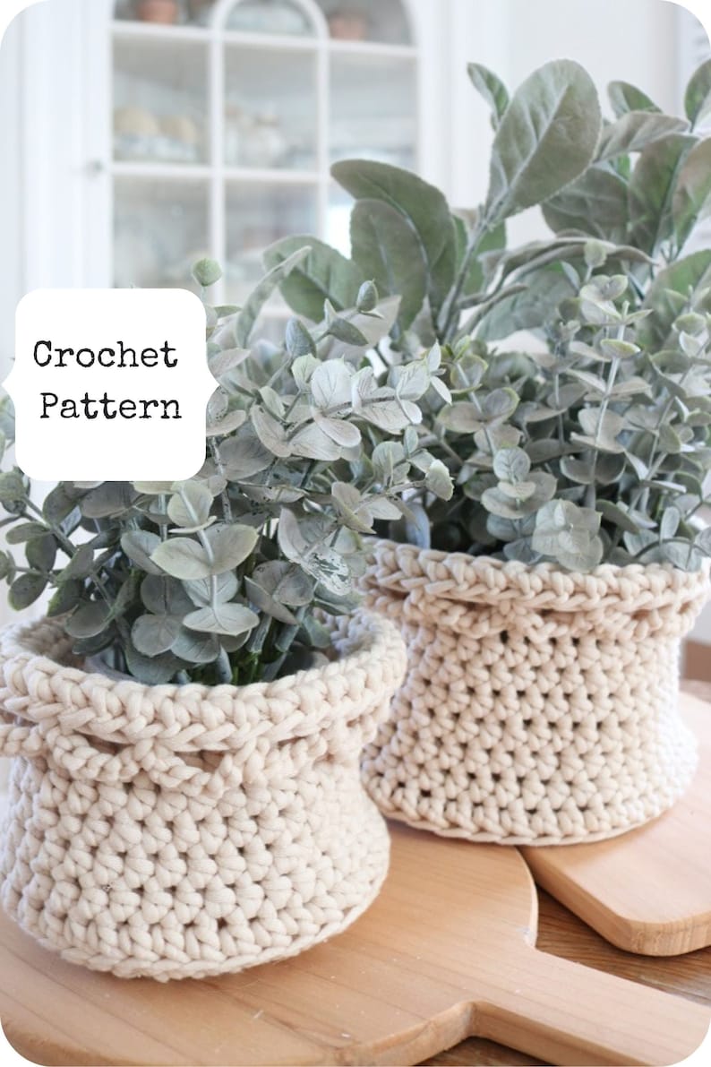 Crochet Basket Pattern, Crochet Storage Basket pattern, Crochet plant basket, Round Crochet Basket, Crochet Plant Cover, Crochet Scallop image 1