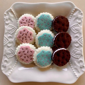 Felt Cookie Set/Felt Play Food/Pretend Food/Play Kitchen/Felt Sugar Cookies