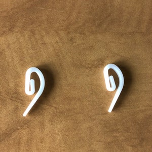 Plastic Drapery Hooks for Wave Tape, Ripple Fold or S Fold Curtains and Shirring Tapes
