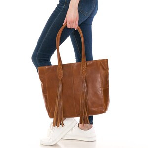 Wax leather tote with fringe, Large tan zipper shoulder bag, Minimalist leather travel bag, Sleek tan handbag, Graduation gift for her