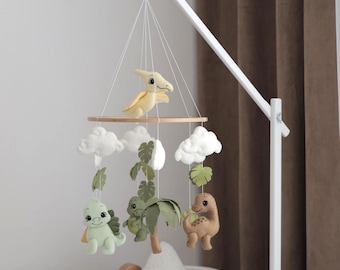 Karuzela z dinozaurem, karuzela do łóżeczka z dinozaurem, dekoracja do pokoju dziecięcego w stylu jurajskim, karuzela z filcu dla chłopca, prezent na baby shower