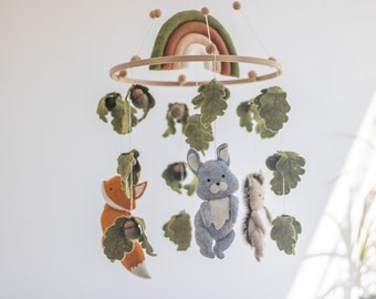 Woodland mobile, Felt Woodland nursery baby mobile,Animals forest mobile,Hanging crib mobile, Acorn and green leaves,Fox, Rabbit, Hedgehog