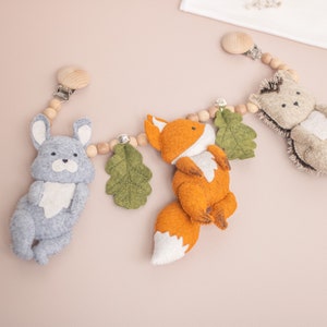 Felt stroller garland, Woodland animals pram chain,Forest Hanging stroller mobile, Gender neutral toy, Unisex baby gift, Fox,Rabbit,Hedgehog image 2