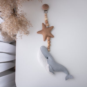 Whale felt stroller toy, Gray whale stroller mobile, Boho felt stroller chain, hanging pram toy, pram decor, neutral pram accessory
