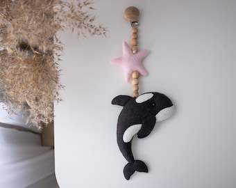 Orca stroller toy for girl, killer whale stroller mobile, felt stroller chain, hanging pram toy, pram decor, pram accessory