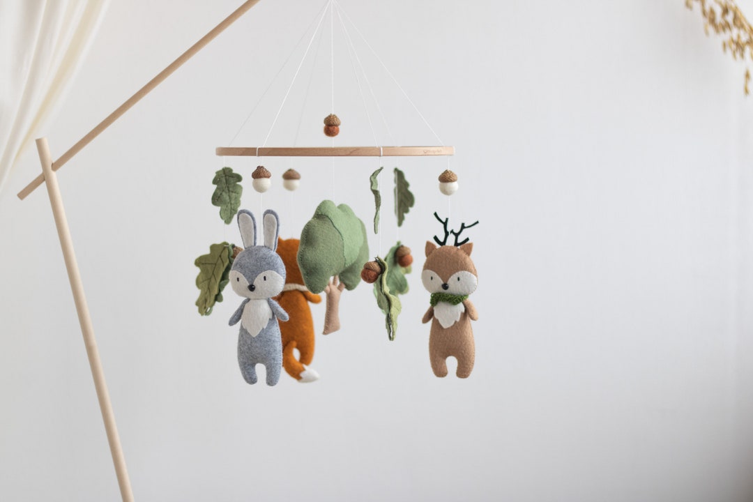 Eichhörnchen Mobile Fürs Babybett - Niedliche Herbst-Dekoration Mit 3D-Figuren