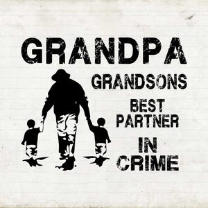 Abuelo png, 2 nietos, el mejor compañero en el crimen, Día del padre SVG, Abuelo PNG, archivo de corte SVG para Cricut