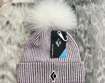 black diamond hat with hometanned arctic wollff pom pom