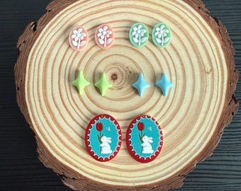 Pair of cabochons