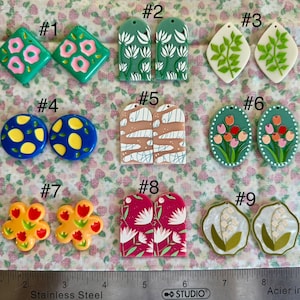 pair of floral cabochons