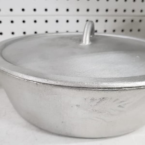 Jamaican Frying Dutch Pot Small – JAMROCK GOODIES SHOP