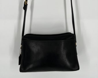 Vintage 1970’s Black Coach Swagger Bag / Made in NYC / View Description For Measurements And Condition Details