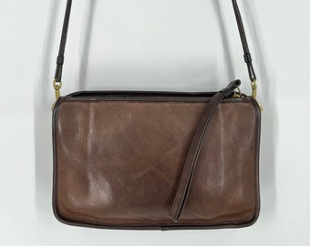 Vintage 70s Mocha Coach Zippered Clutch / Made In NYC / View Description For Measurements And Condition Details