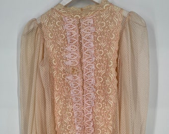 Vintage 70s Beige & Pink Fully Lace Blouse \ Size Measures S \ See Item Description for Measurements and Details