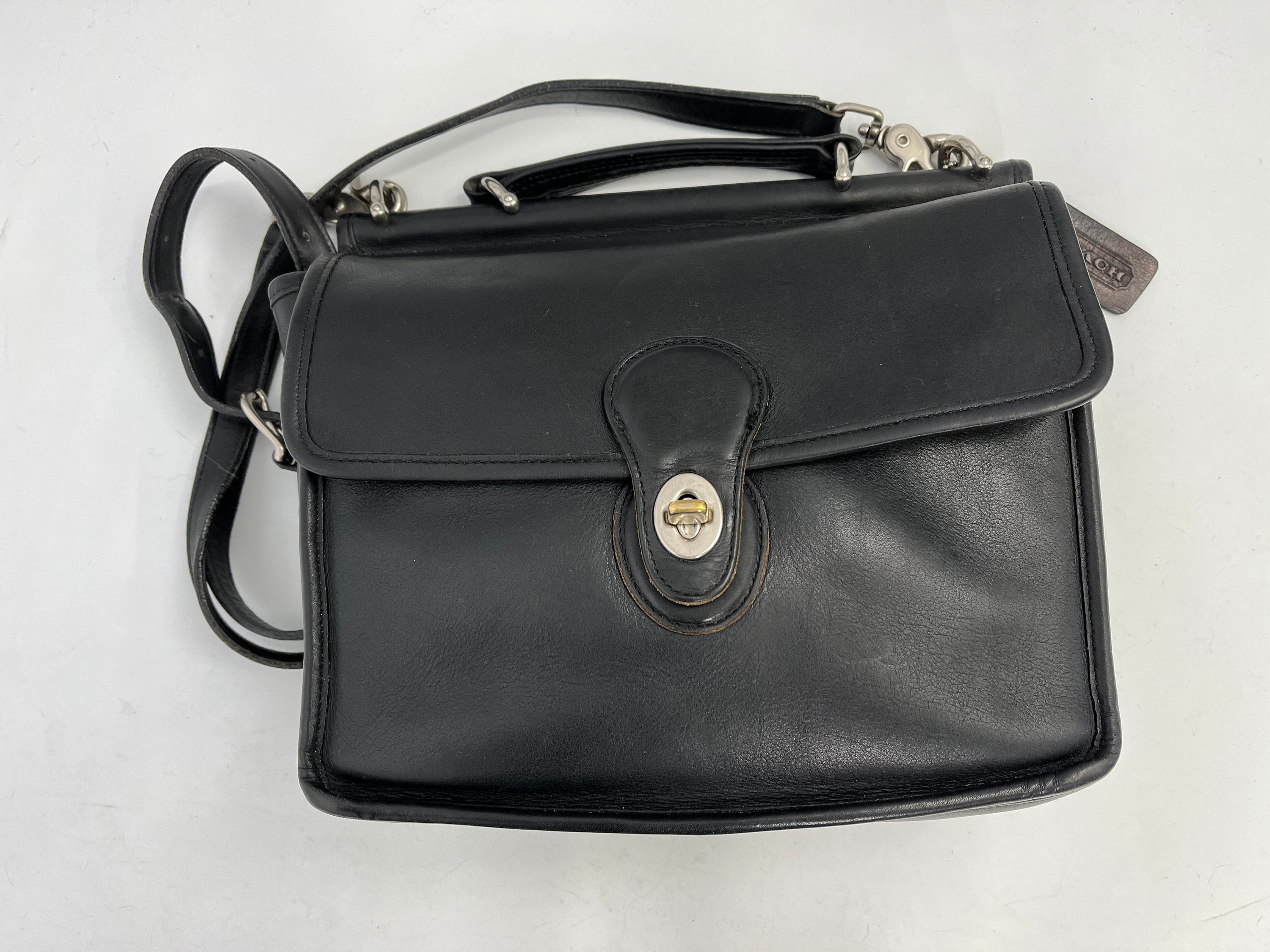 Daisy Fuentes Black Shoulder Bags | Mercari