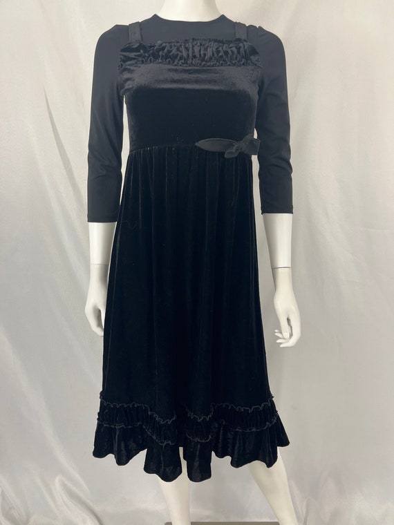 Vintage 90s Black Velvet Ruffle 3/4 Sleeve Dress … - image 1