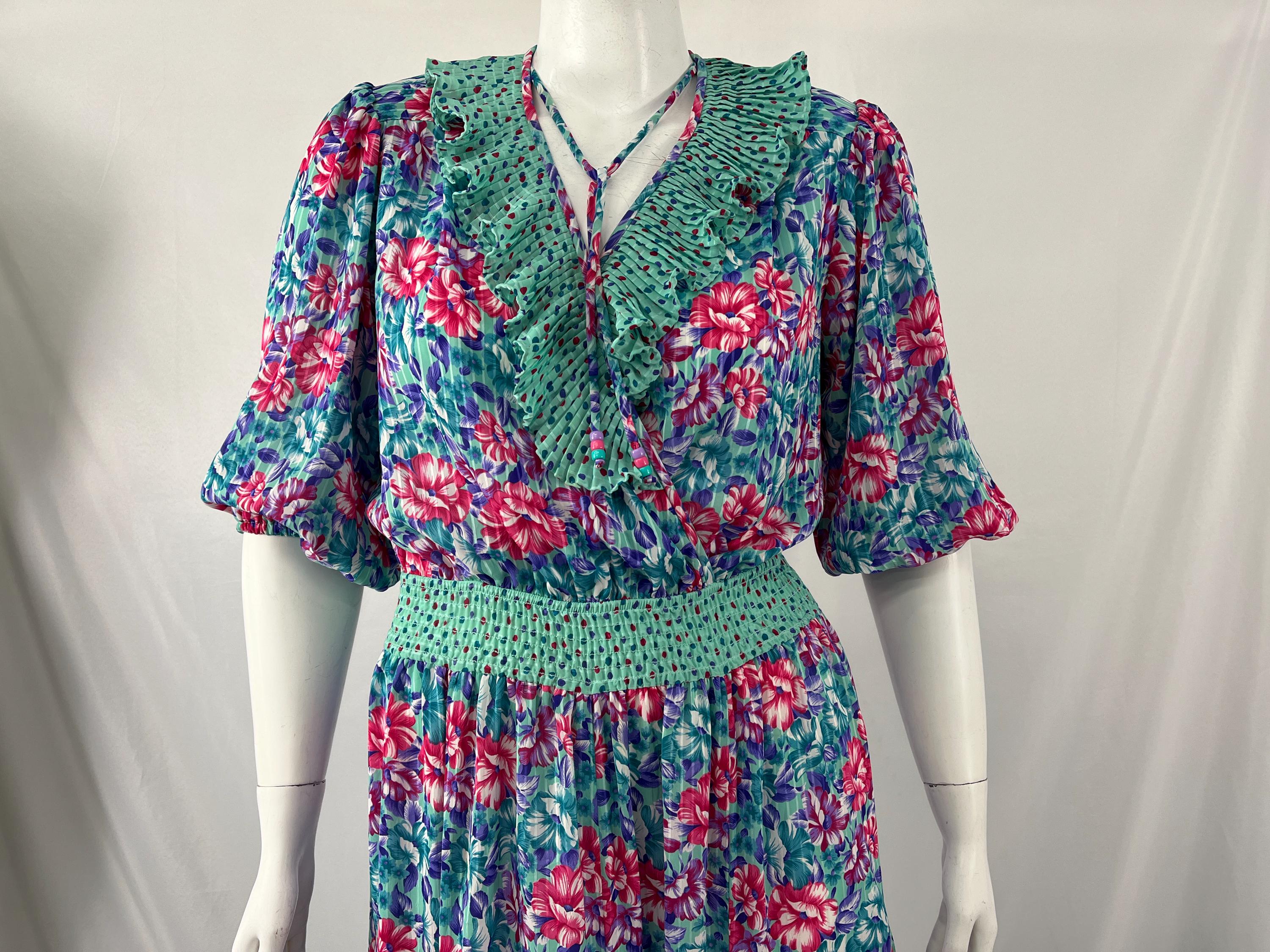 Authentic Susan Freis Designer Dress, Tassel Tie Fres