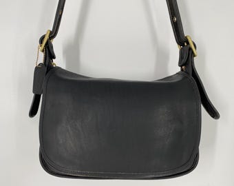Vintage Y2K Coach Black Leather Legacy Zip  Shoulder Bag  Made