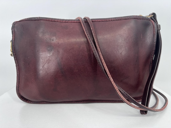 ベストセラー 70s Vintage Coach NYC in Made / Burgundy in Clutch Zippered バッグ