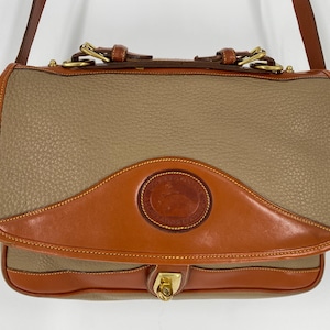 Vintage Dooney & Bourke AWL Khaki Large Carrier Shoulder Bag Top Handle Bag \ Made In USA \ Please See Description, Photos And Video