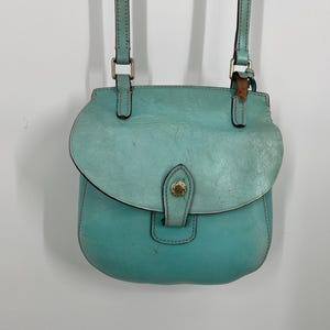 Dooney and Bourke sky blue Alto Collection Pyramid sling backpack Dooney & Bourke Vintage Alto Pyramid Italy Natural British  main image 3