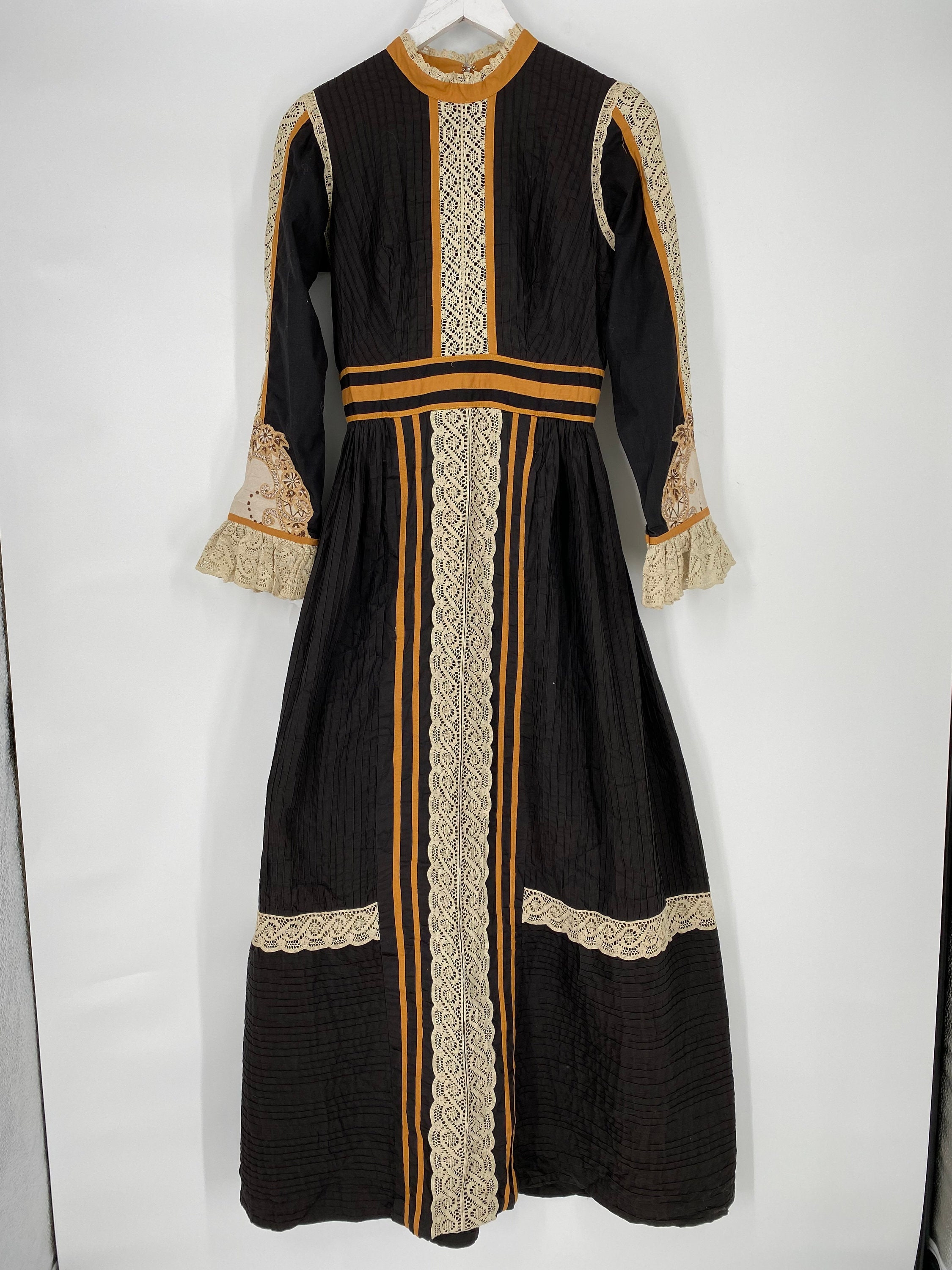 Vintage 70's Mexican Maxi Dress by Georgia Charuhas  Size