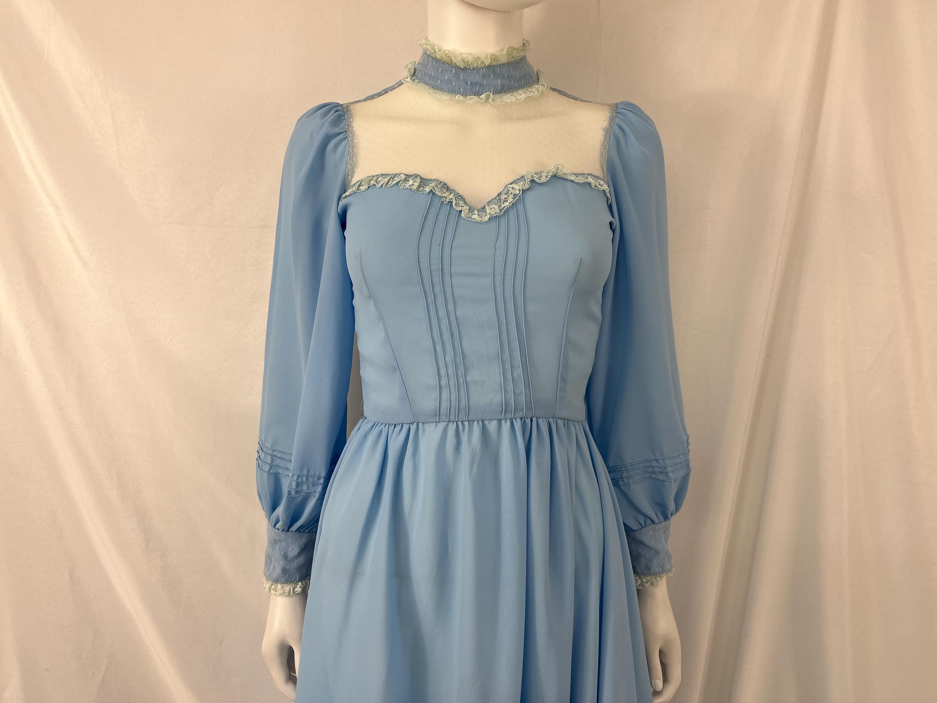 chinese dress ladies Velvet Midi Dress with Choker main image 0
