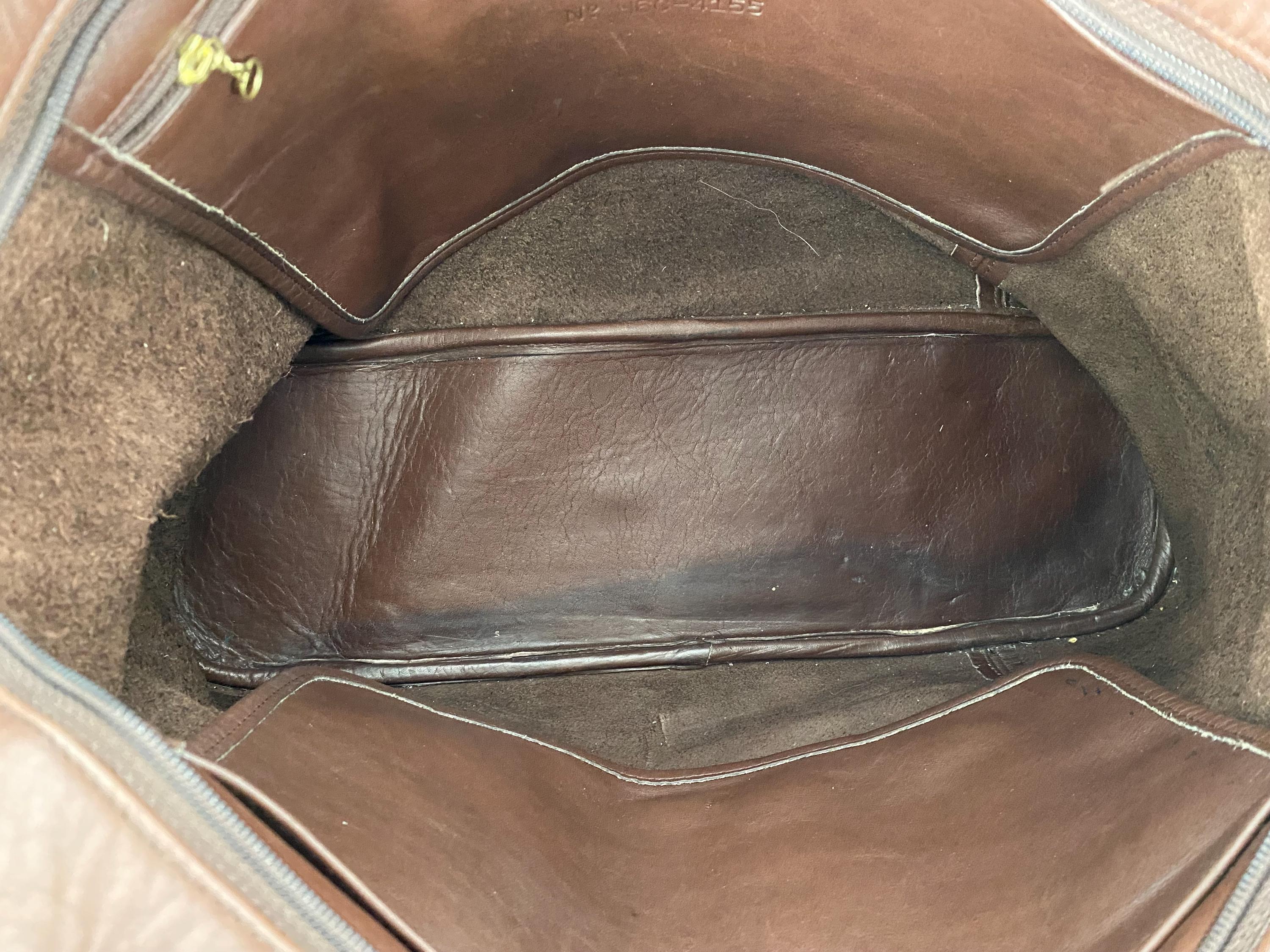 Vintage 90's Coach Dark Brown Leather Soho Zip Tote Shoulder