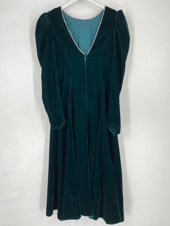 Vintage 80's Green Velvet Dress With Rhinestone T… - image 4