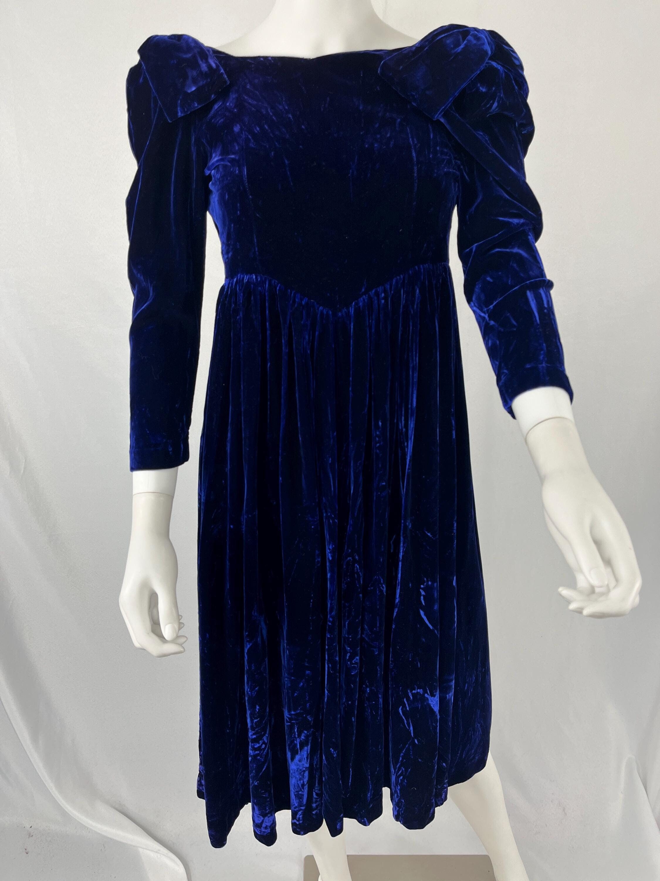 Blue velvet vintage dress online