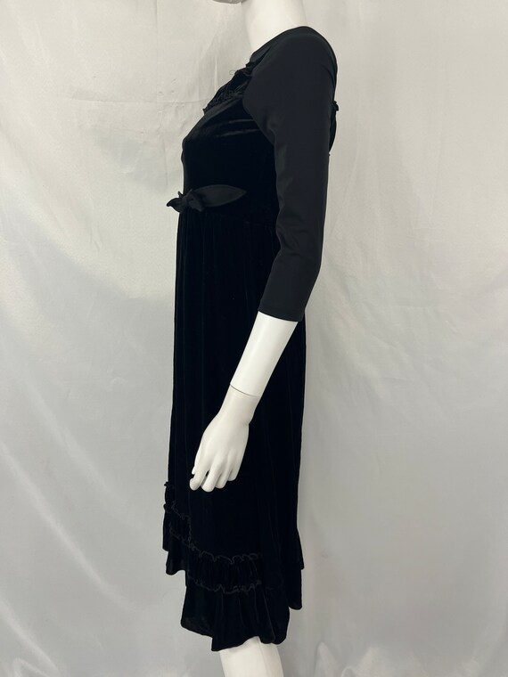 Vintage 90s Black Velvet Ruffle 3/4 Sleeve Dress … - image 4