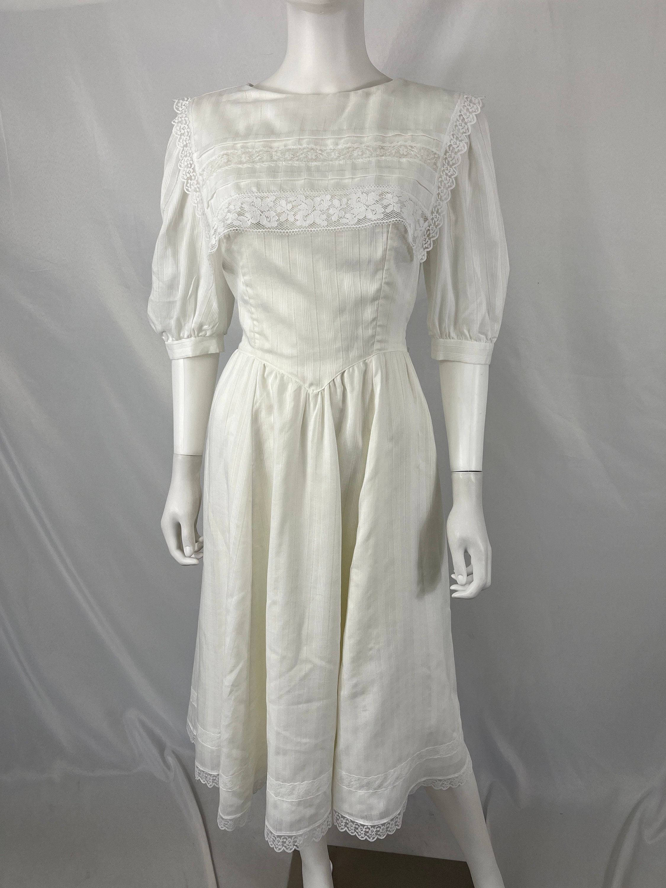 ワンピース Gunne Sax White lace dress Lace Gunne Sax Dress 70s White Crochet ANGEL SLEEVE Hippie