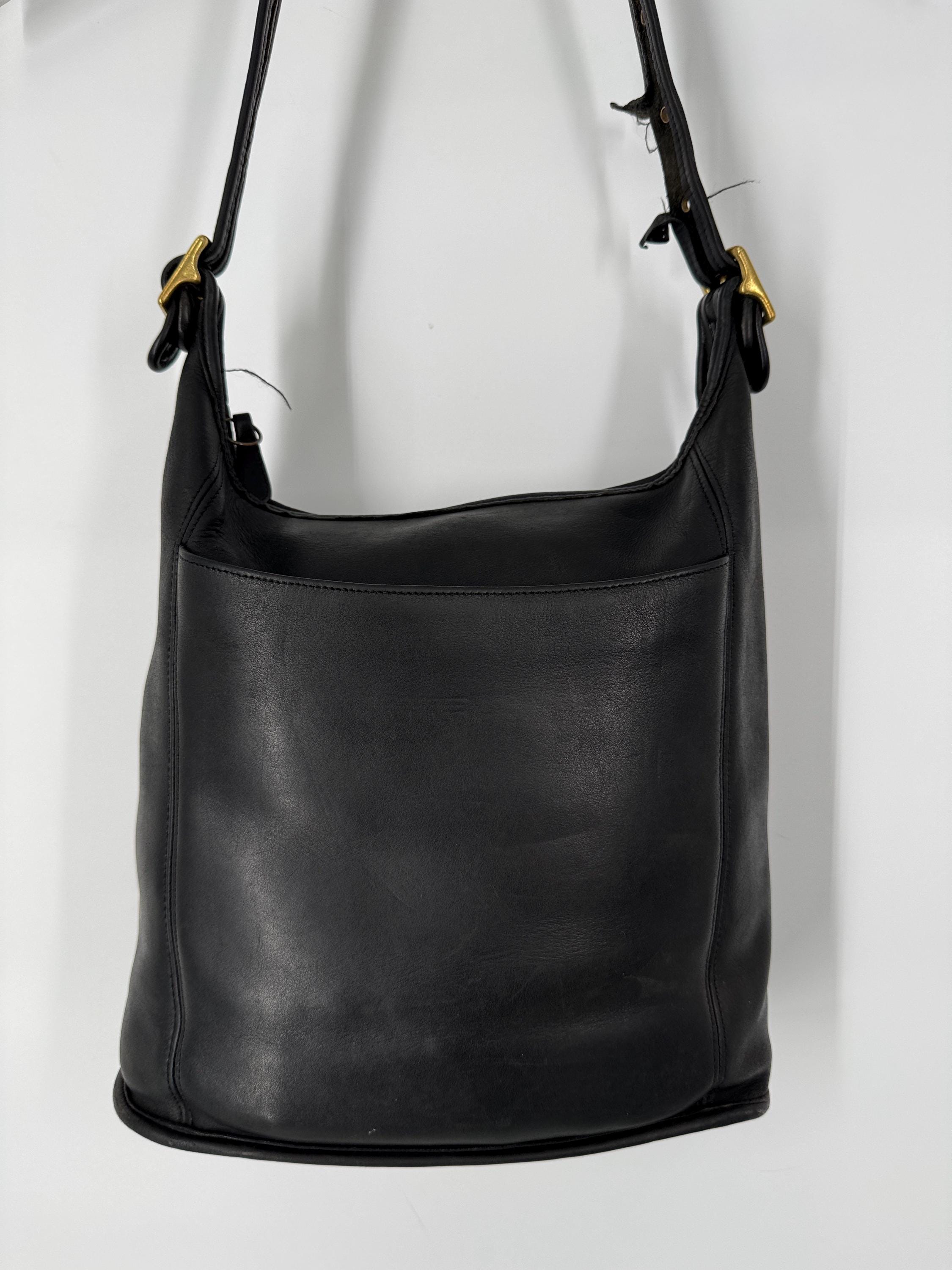 Vintage 90s Coach Black Slim Duffle Sac Shoulder Bag \ Made in 