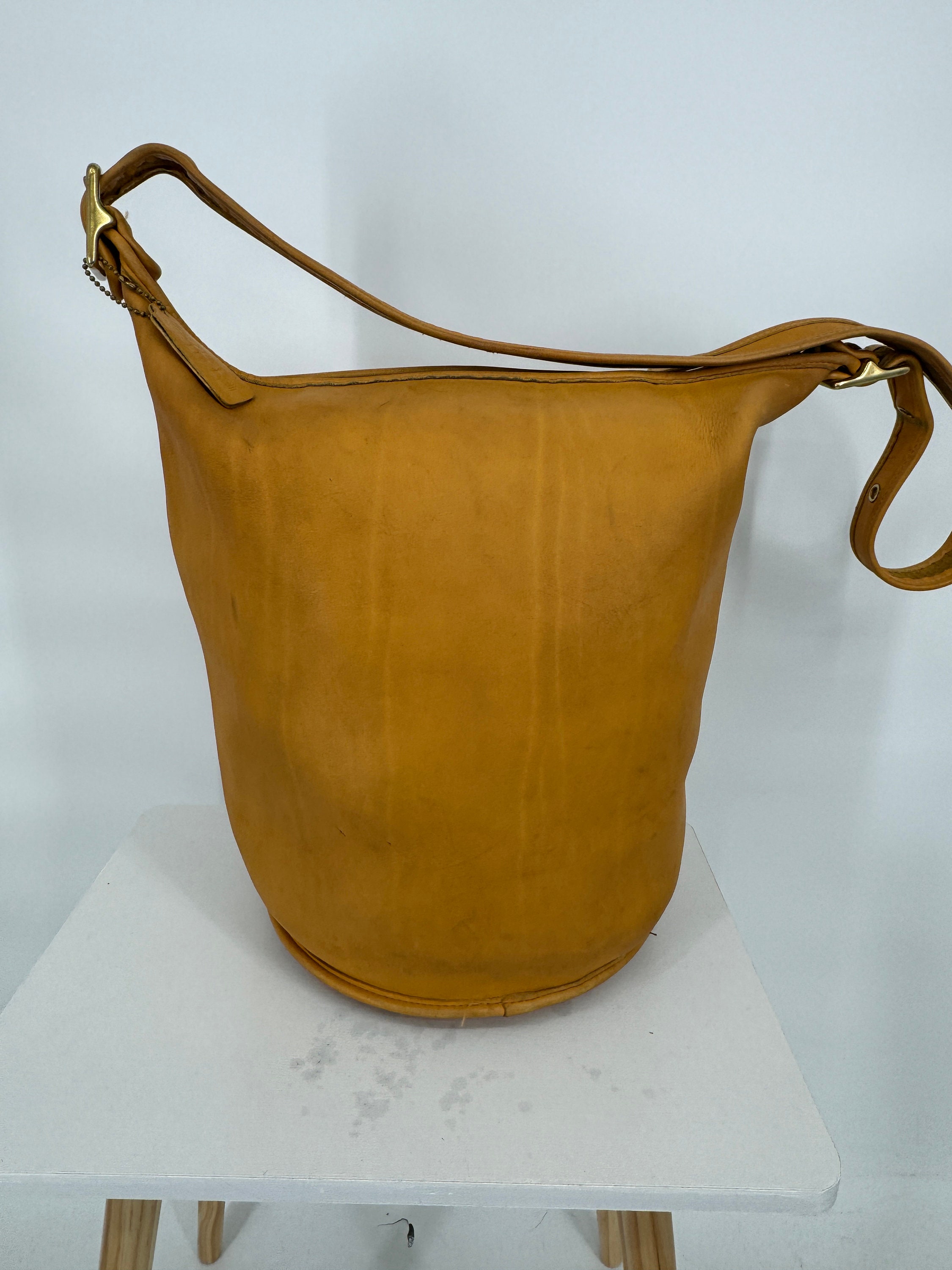 バッグ Vintage Coach XL Duffel Sac Yellow VINTAGE COACH DUFFLE SAC BUCKET SOULDER BAG PURSE #9085