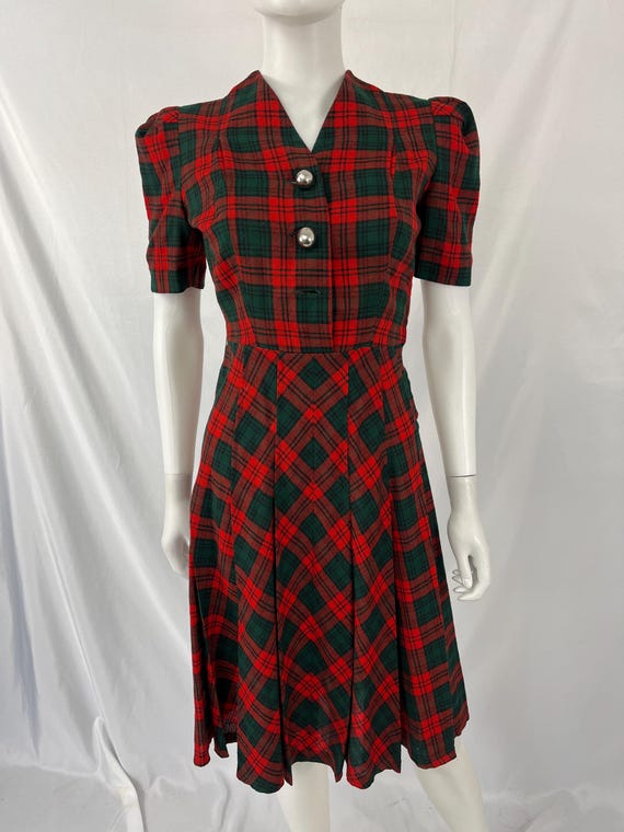 Vintage 40s Green And Red Plaid Dress By Doris Dodson / Size Measures M /  View Description For Measurements And Condition Details