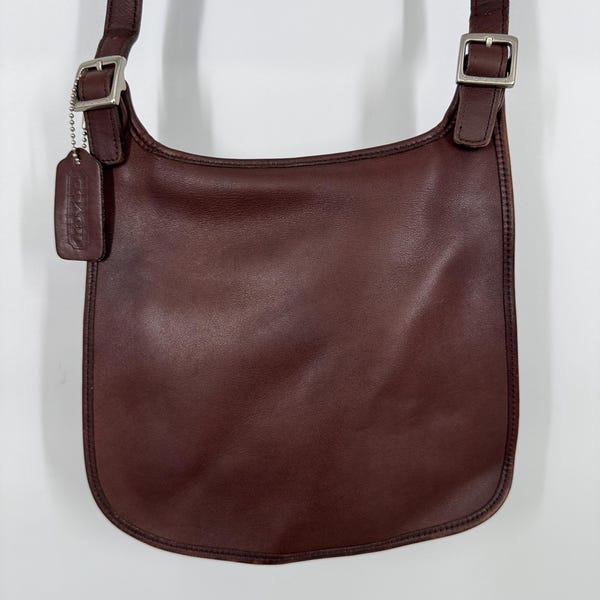 Vintage 90s Coach Dark Brown Slim Buckle Shoulder Bag \ Made in Costa Rica \ PLEASE See Item Description for Measurements and Details