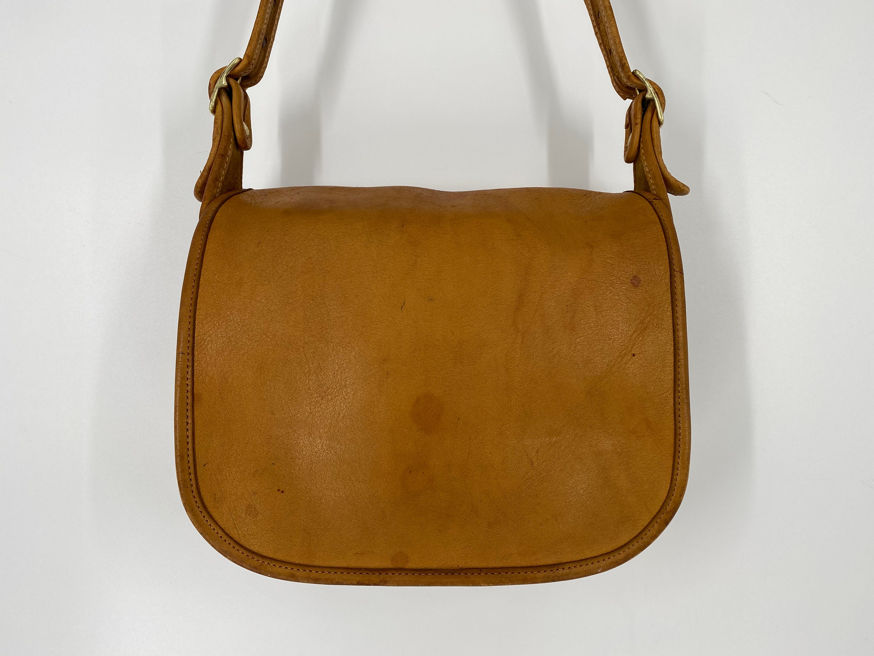 Vintage 70's Coach Saddle Leather Classic Pouch Shoulder Bag