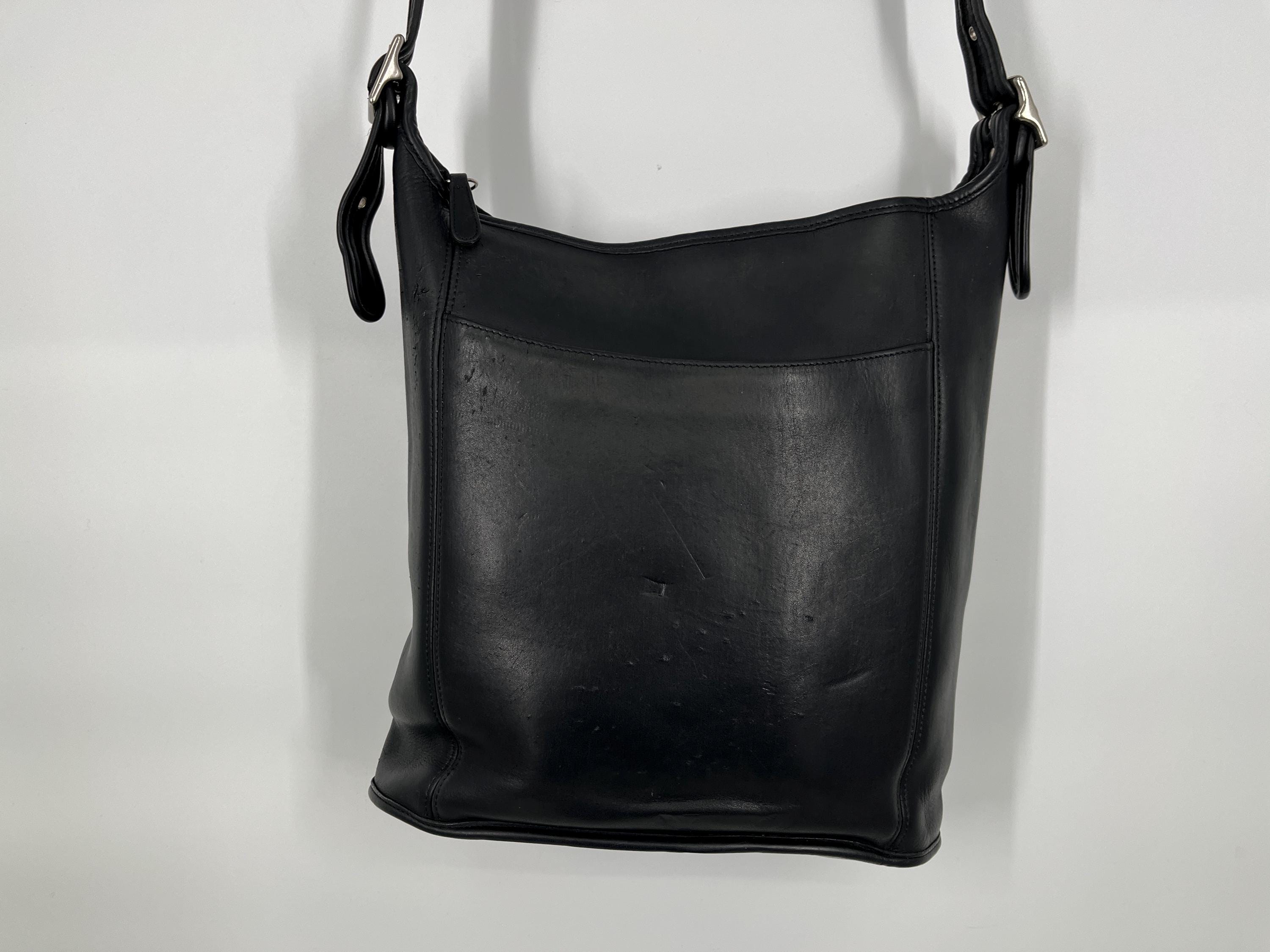 バッグ COACH Vintage Leather Black Shoulder Bag COACH Vintage Black Leather Large Sidepack Saddlebag Crossbody
