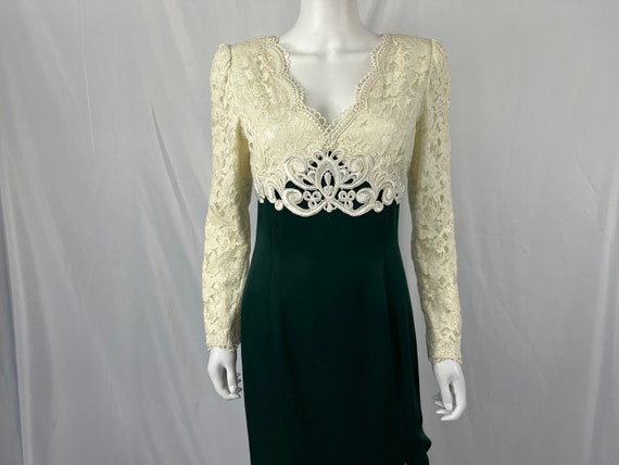 Vintage 80s Dress With White Lace Bodice And Gree… - image 1